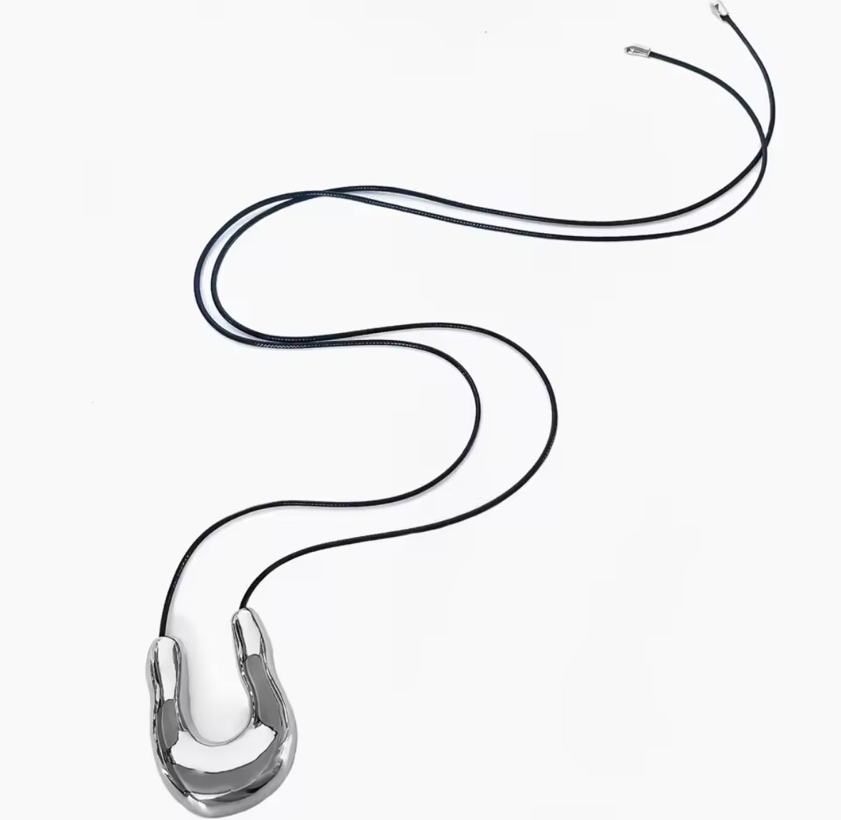 High Polish U-shape Horseshoe Pendant Necklace