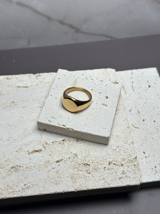 Minimalist Gold Signet Ring